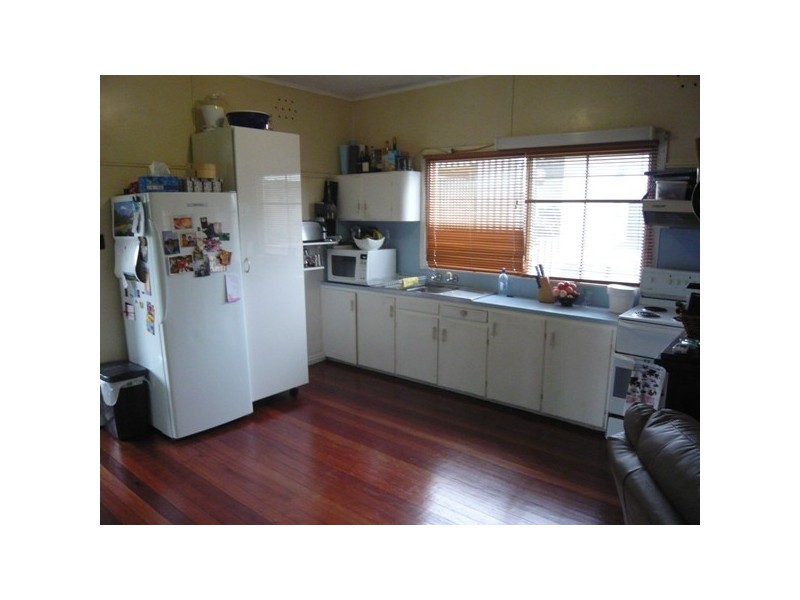 12 Maloney Avenue, South Lismore NSW 2480