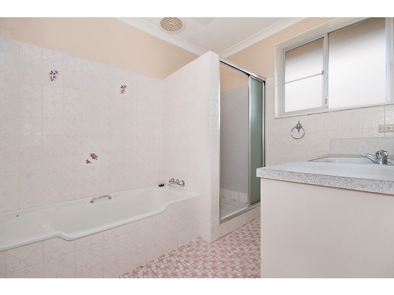 6 Pollard Place, East Lismore NSW 2480