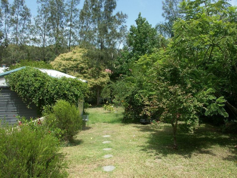 112 Excelsior Parade, Toronto NSW 2283