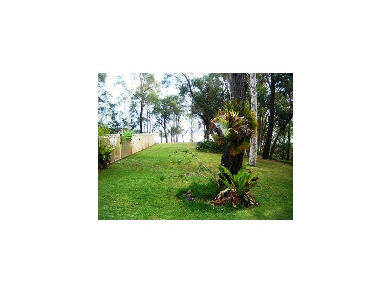 4 KIAH VIEW, Bolton Point NSW 2283