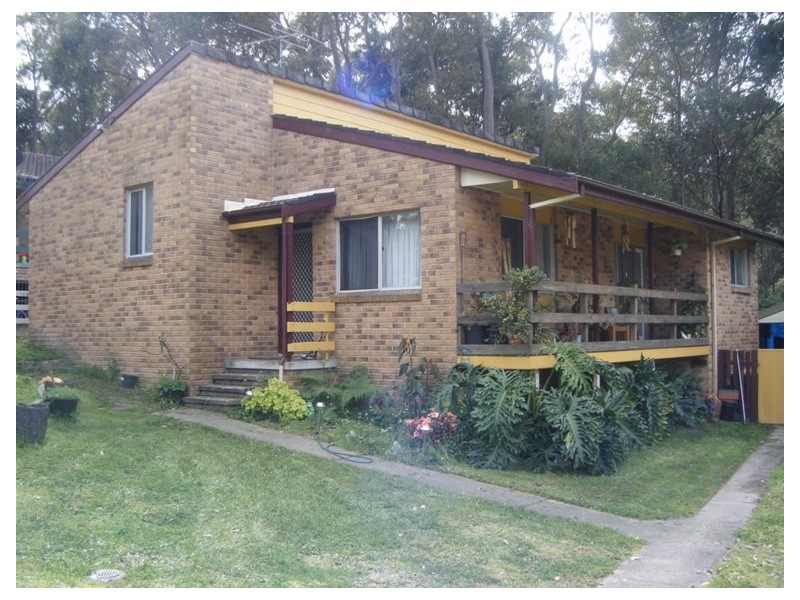 7 Threlkeld Street, Bolton Point NSW 2283