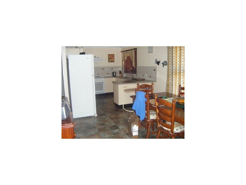 30 Atlanta Close, Woodrising NSW 2284