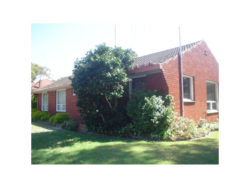 3 Ambrose Street, Carey Bay NSW 2283