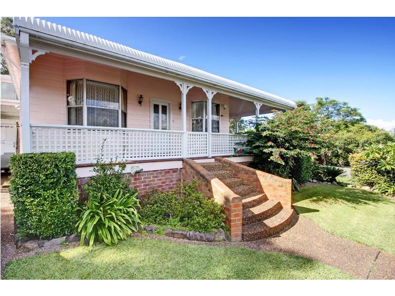 34 Lake Road, Fennell Bay NSW 2283
