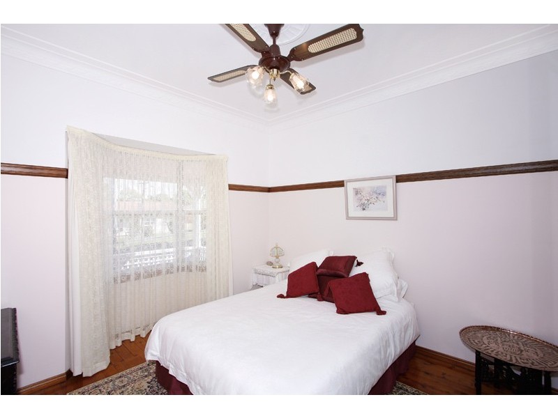 34 Lake Road, Fennell Bay NSW 2283