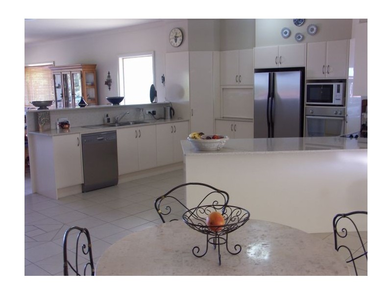 134 Fishing Point Road, Fishing Point NSW 2283