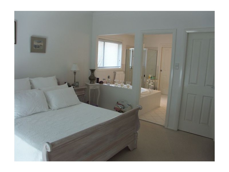 134 Fishing Point Road, Fishing Point NSW 2283