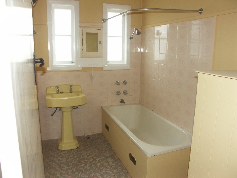 137 The Boulevarde, Toronto NSW 2283