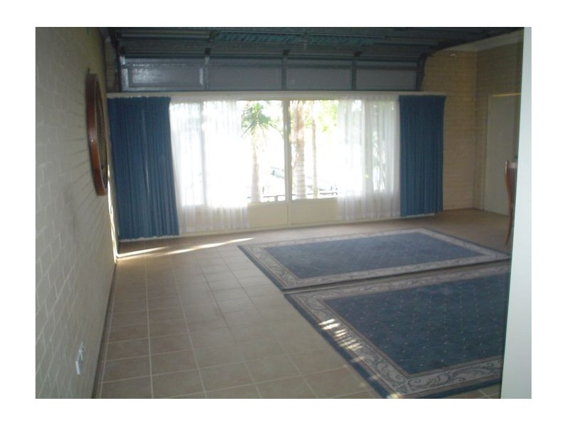 24 Sealand Road, Fishing Point NSW 2283