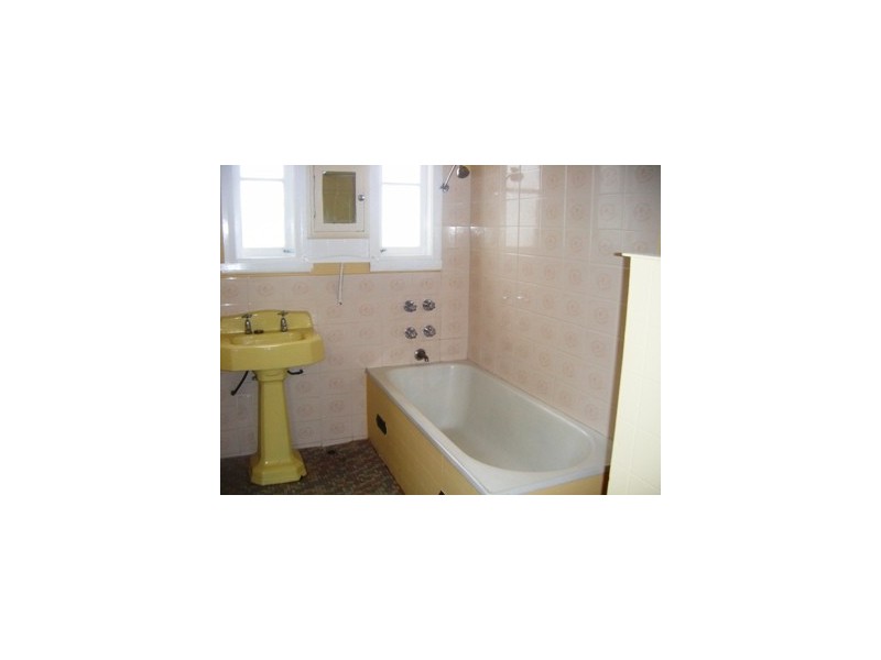 137 The Boulevarde, Toronto NSW 2283