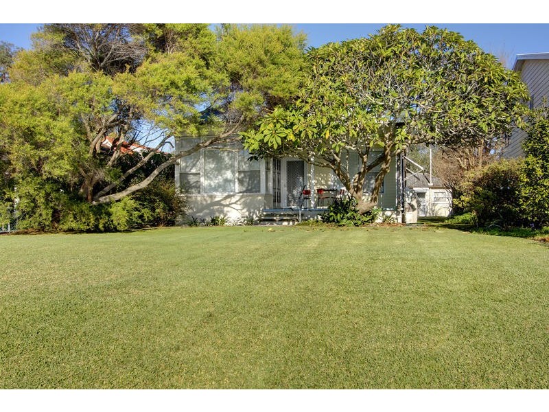 73 & 75 Excelsior Parade, Toronto NSW 2283