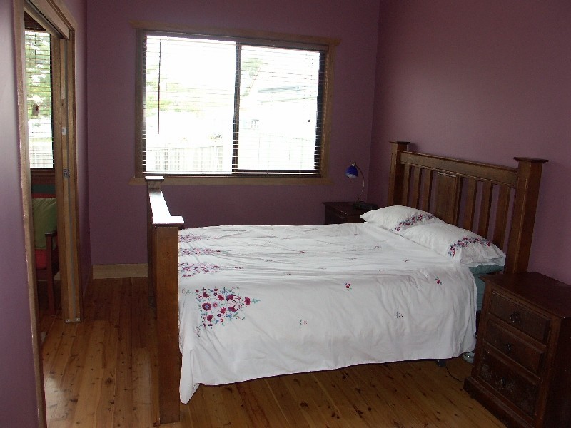 28 Margaret Street, Teralba NSW 2284