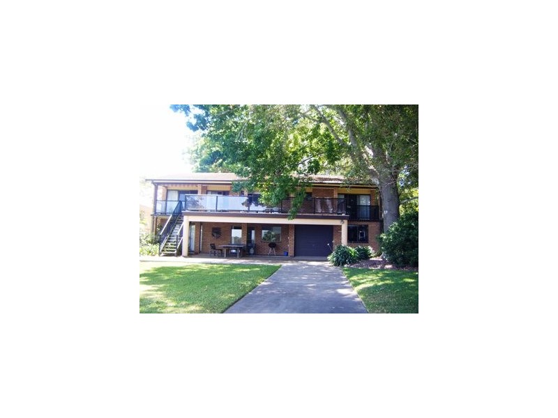 199 COAL POINT ROAD, Coal Point NSW 2283