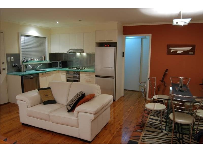 171 Bay Road, Bolton Point NSW 2283