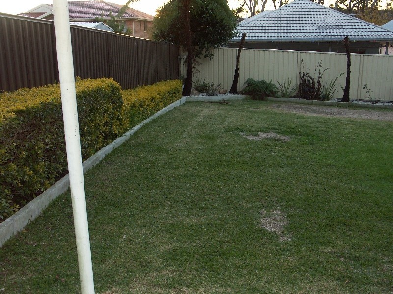 171 Bay Road, Bolton Point NSW 2283