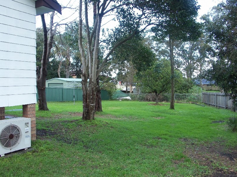 4B Macquarie Road, Fennell Bay NSW 2283