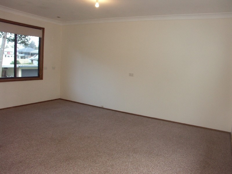 4B Macquarie Road, Fennell Bay NSW 2283