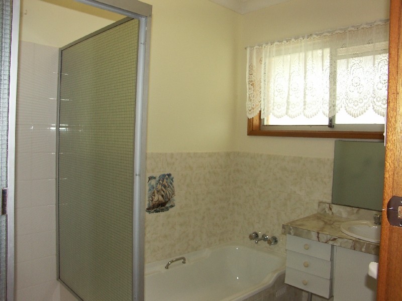 6 Earswick Crescent, Buttaba NSW 2283