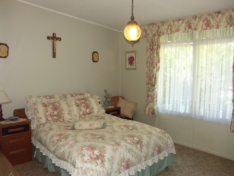 194 Awaba Road, Toronto NSW 2283