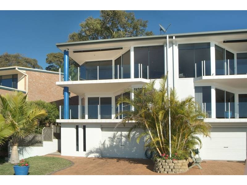 2/330 Skye Point Road, Coal Point NSW 2283