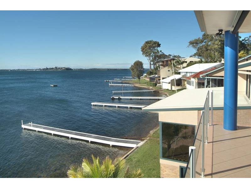 2/330 Skye Point Road, Coal Point NSW 2283