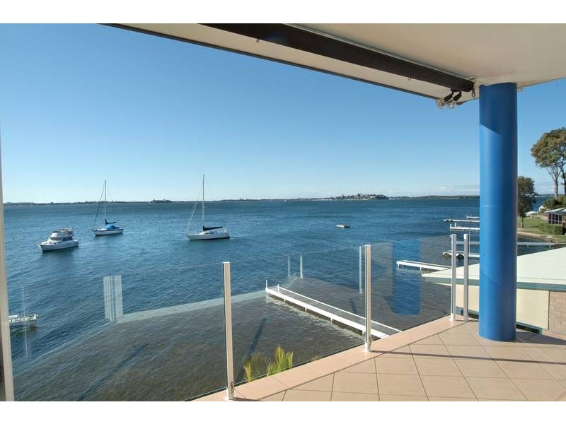 2/330 Skye Point Road, Coal Point NSW 2283