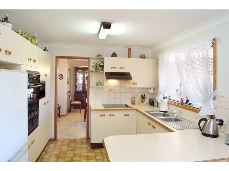 13 Angela Close, Carey Bay NSW 2283