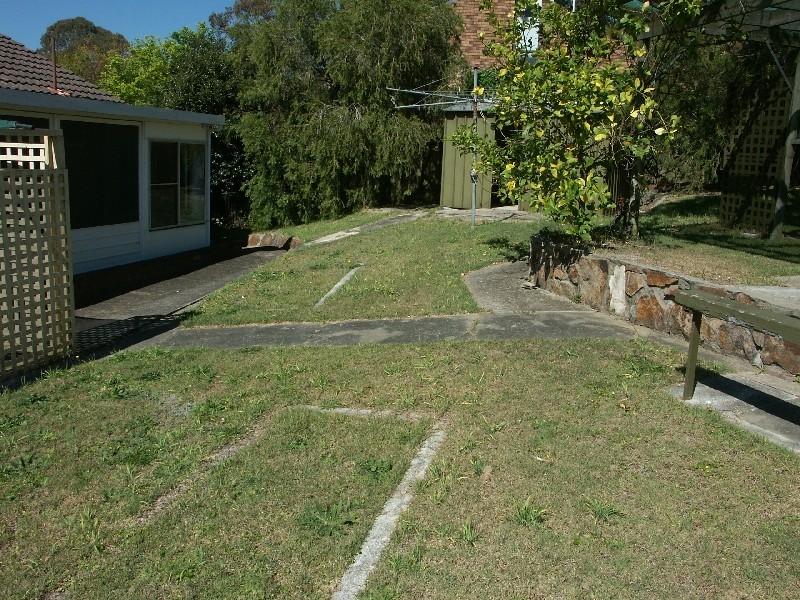 102 Fishing Point Road, Fishing Point NSW 2283