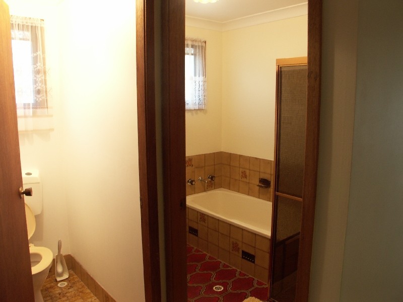 45 Barina Avenue, Kilaben Bay NSW 2283