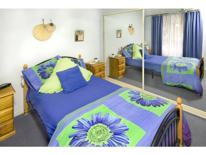 2/2 Pondee Place, Carey Bay NSW 2283