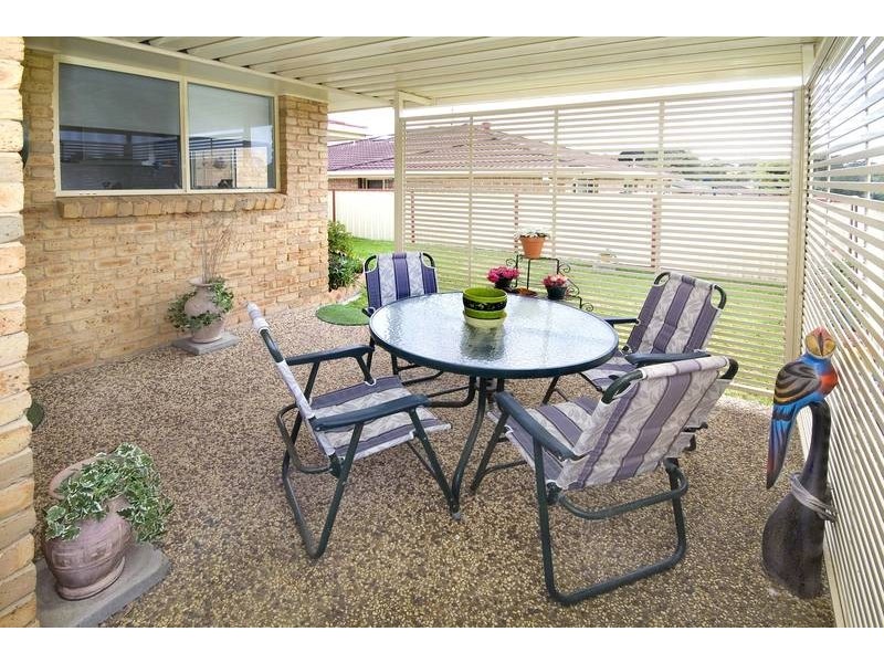 2/2 Pondee Place, Carey Bay NSW 2283