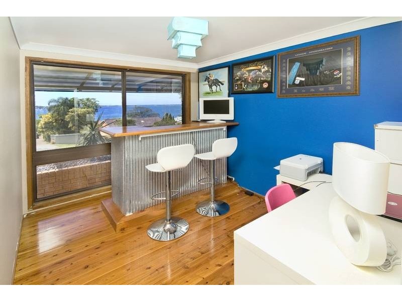 66 Fishing Point Road, Fishing Point NSW 2283