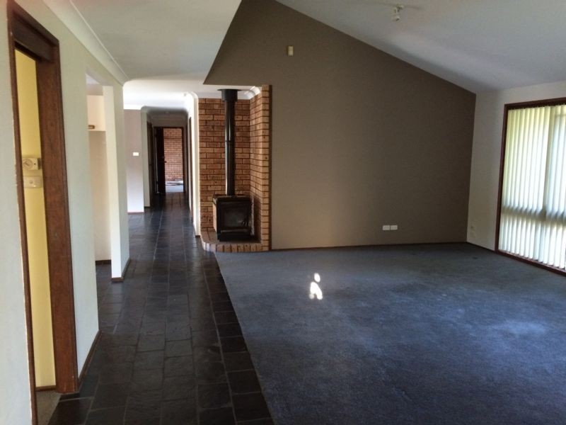 90 Jarrett Street, Kilaben Bay NSW 2283