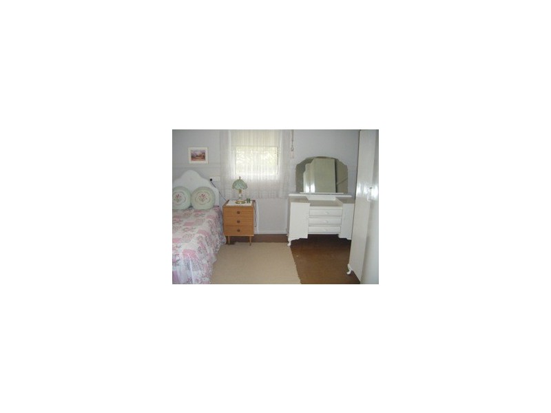 16 Margaret Street, Teralba NSW 2284