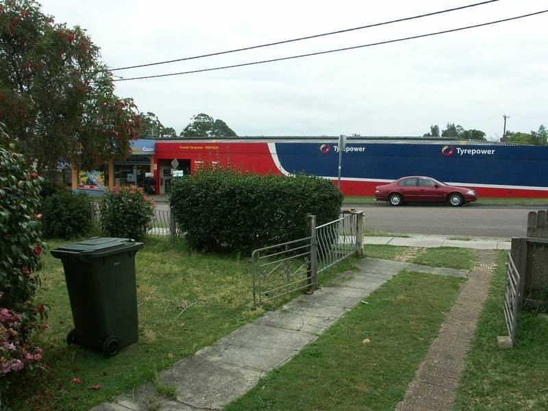 8 Donnelly Avenue, Toronto NSW 2283