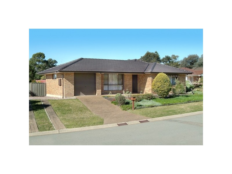 13 Angela Close, Carey Bay NSW 2283