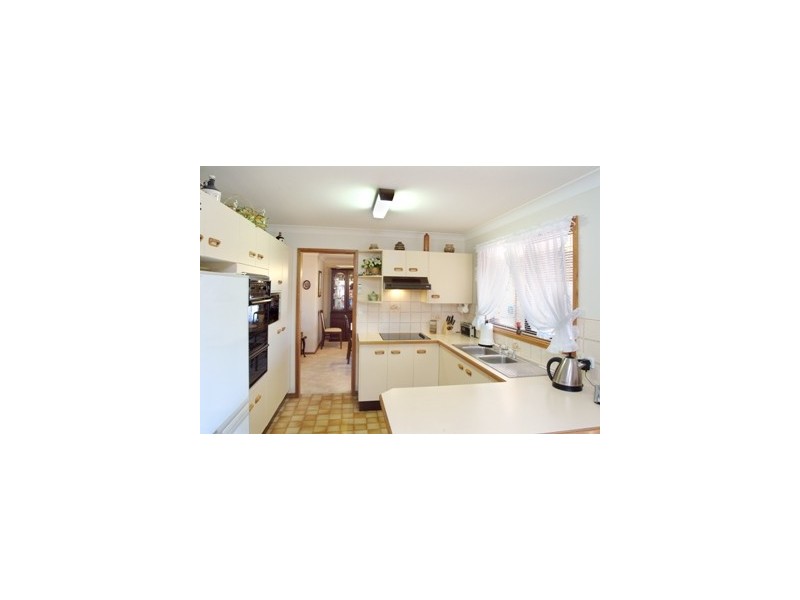 13 Angela Close, Carey Bay NSW 2283
