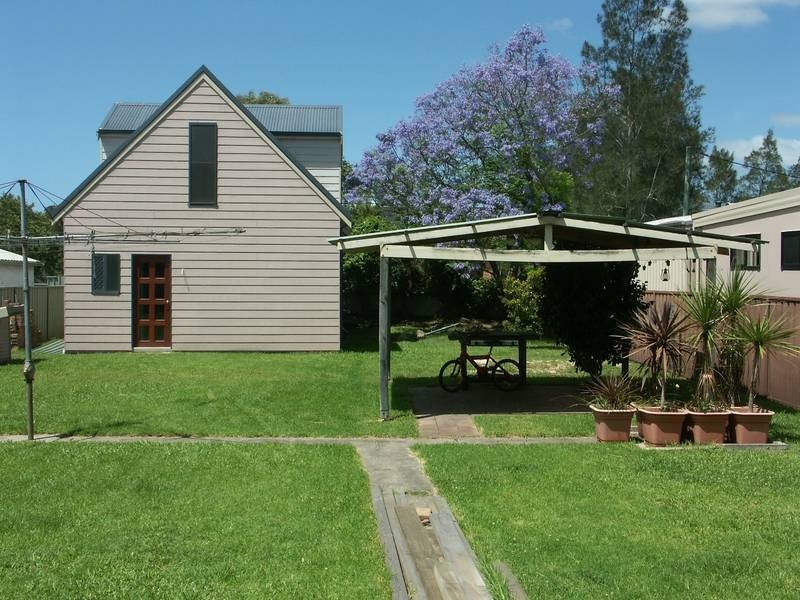 10 Awaba Street, Fassifern NSW 2283