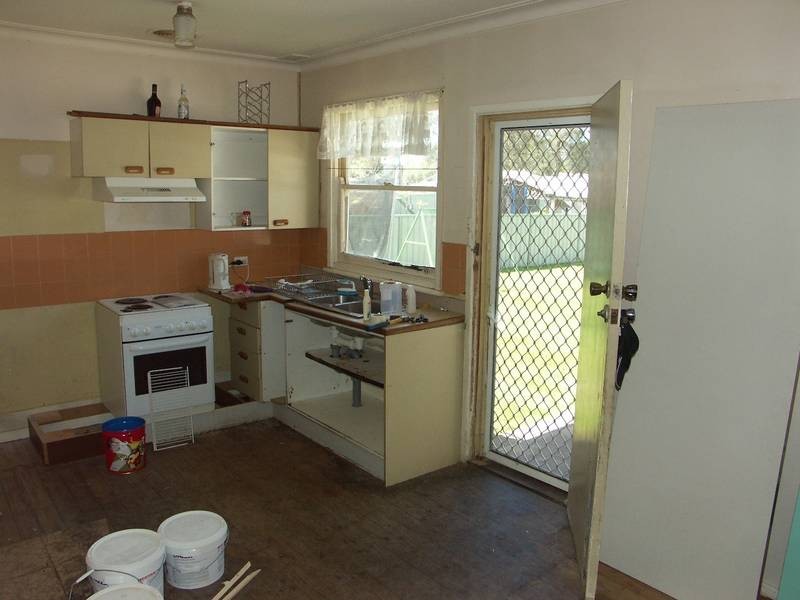 10 Awaba Street, Fassifern NSW 2283