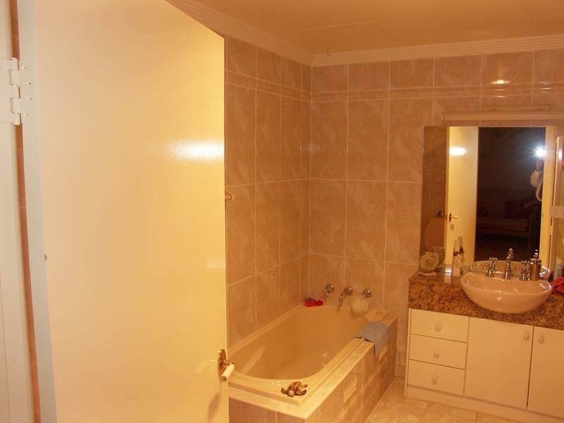 2/8 Ambrose Street, Carey Bay NSW 2283