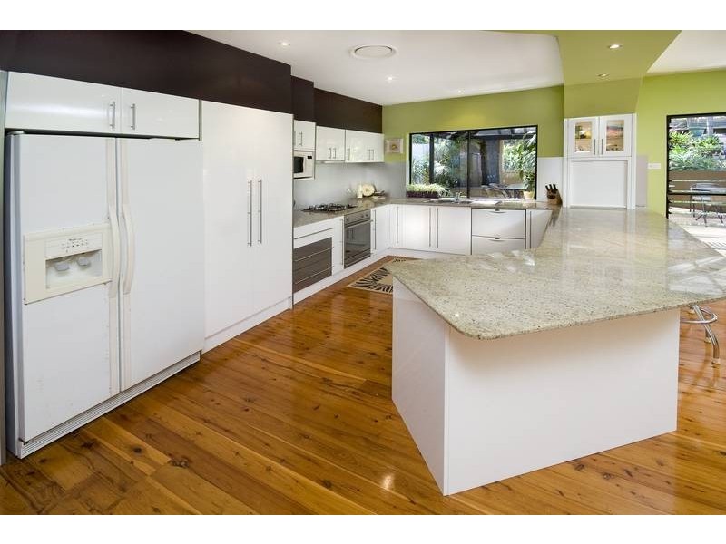 84 Coal Point Road, Coal Point NSW 2283