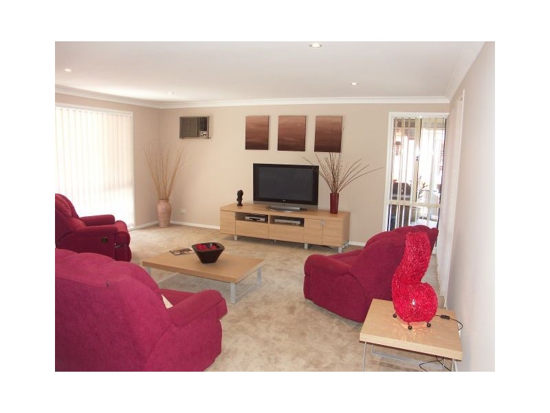 12 Bellevue Lane, Fennell Bay NSW 2283