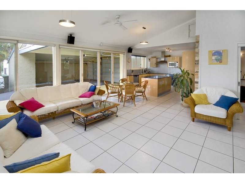 3 First Street, Booragul NSW 2284