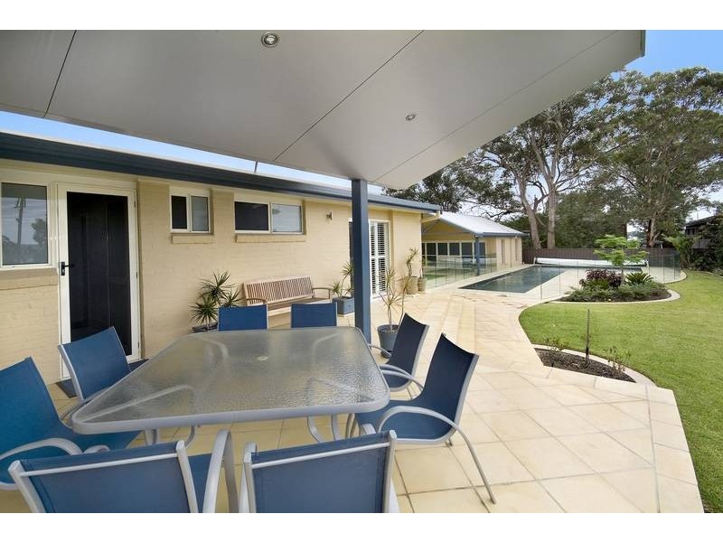 3 First Street, Booragul NSW 2284