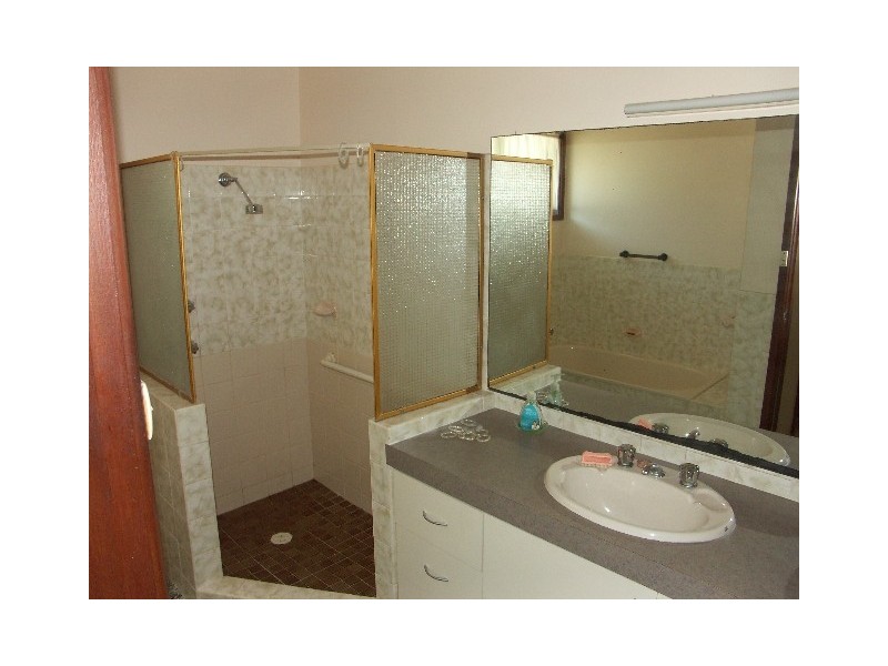 65 Bay Road, Bolton Point NSW 2283