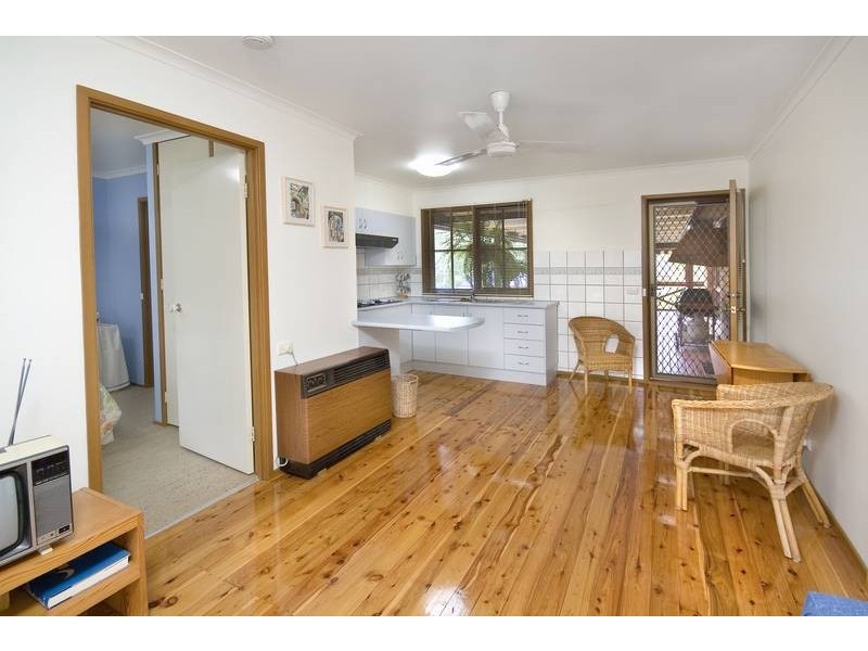 70 Jarrett Street, Kilaben Bay NSW 2283
