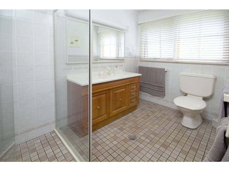 70 Jarrett Street, Kilaben Bay NSW 2283