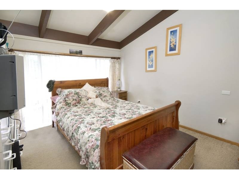 2A Macquarie St, Bolton Point NSW 2283