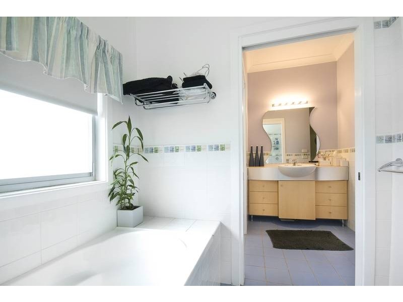 31 Kilaben Road, Kilaben Bay NSW 2283