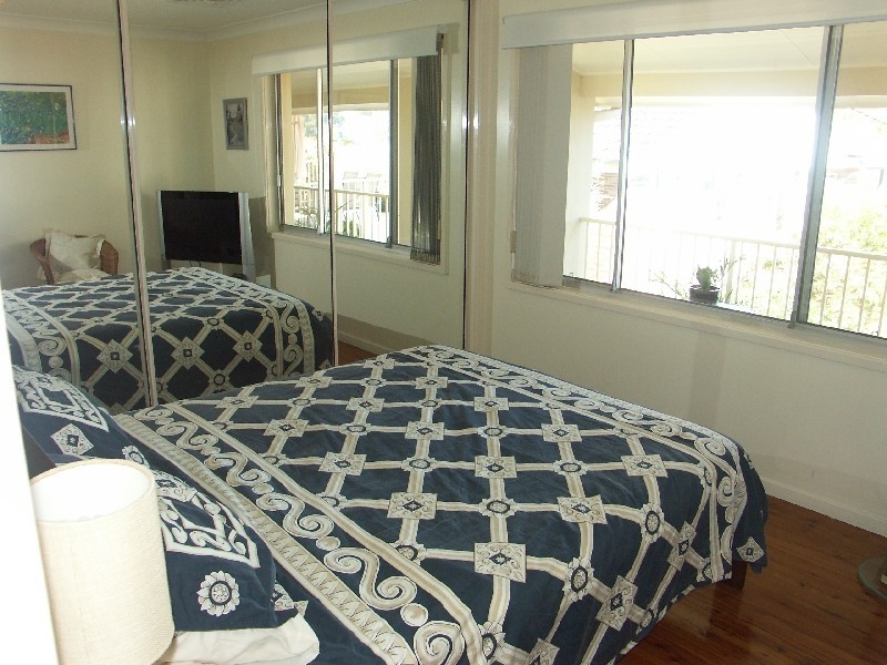 132 Coal Point Road, Coal Point NSW 2283